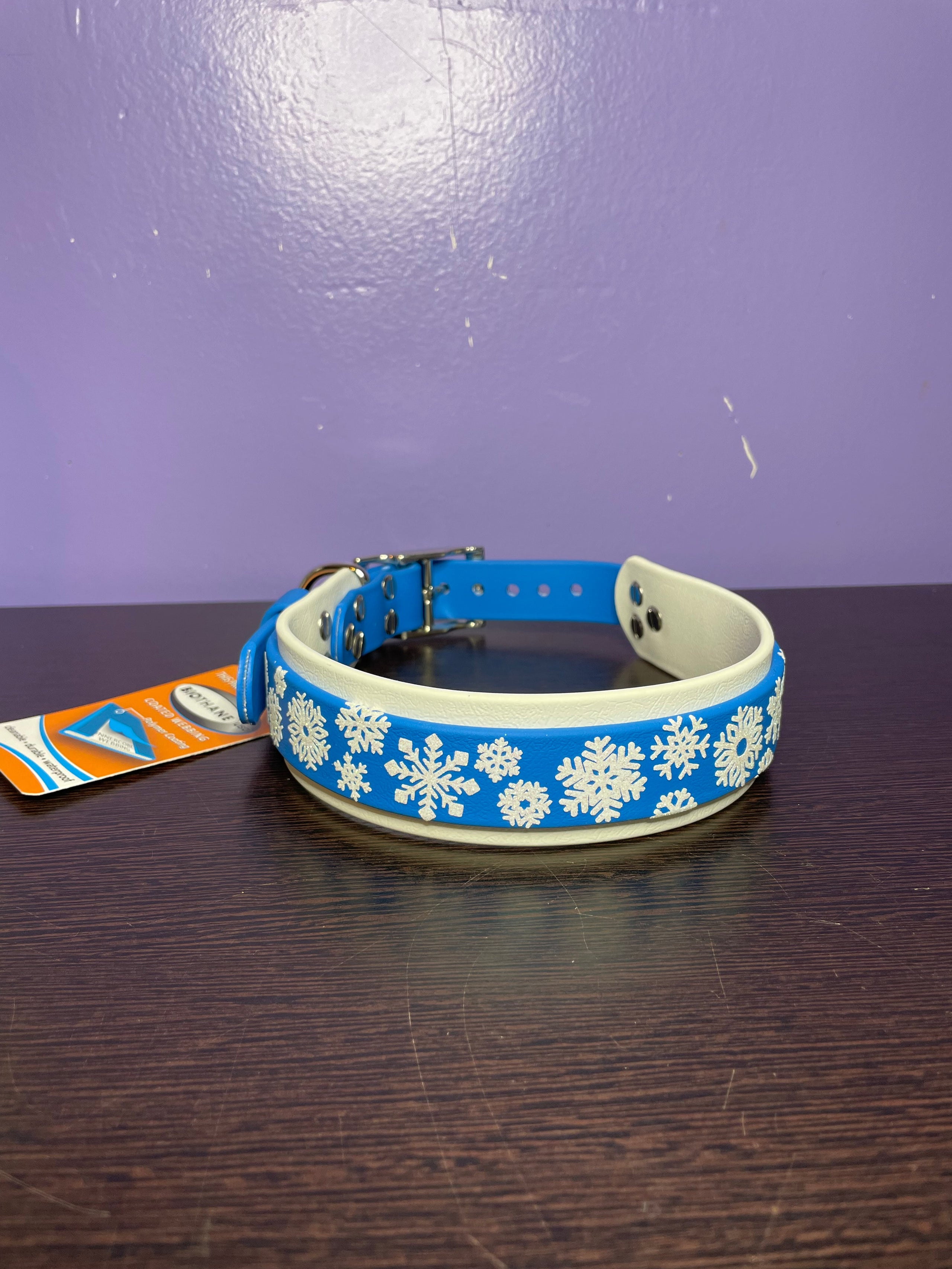Snowflake Collar Mountain Dog Gear